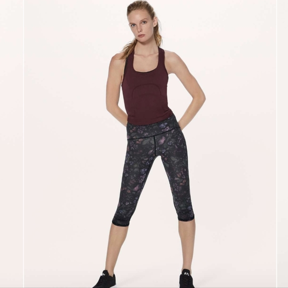 Lululemon Train Times Crop (17") Frozen Flourish Multi / Black - Picture 3 of 12